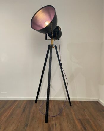Tripod Lámpa Roxette